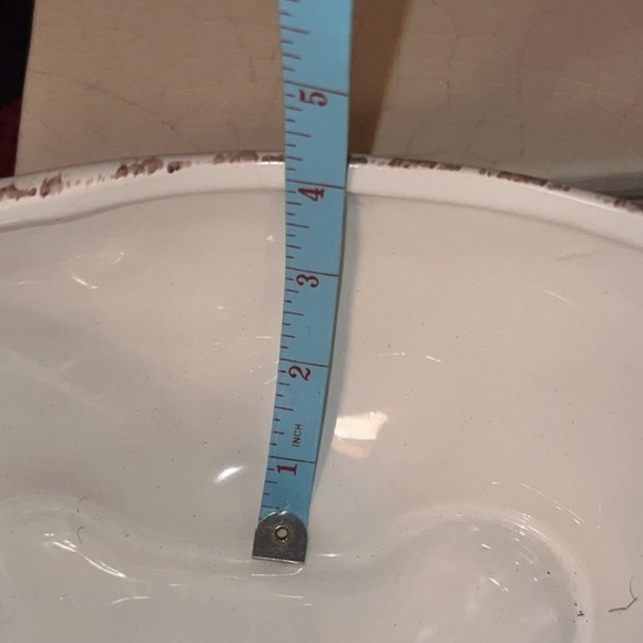 Farmhouse Large White Pig Ceramic Bowl Container - Picture 9 of 10